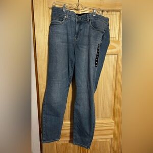 NWT Torrid Women’s Sz 20R Bombshell Skinny Premium Stretch Jeggings